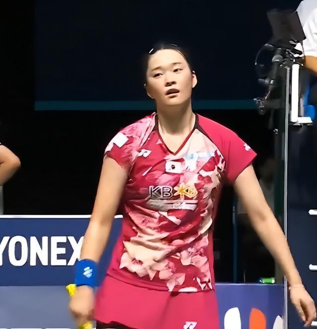 她依旧以稳 她依旧以稳